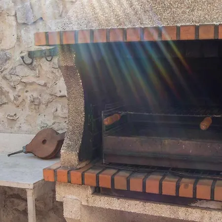 Casa de Férias Con Jacuzzi La Parrilla (Castile and Leon)