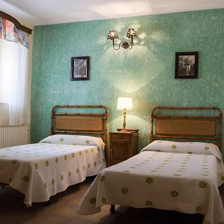 Con Jacuzzi * La Parrilla (Castile and Leon)